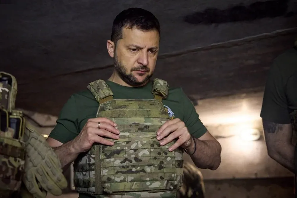 Zelensky, en vez de hablar de avances en el este del país, menciona los ataques a barcos rusos en la península de Crimea