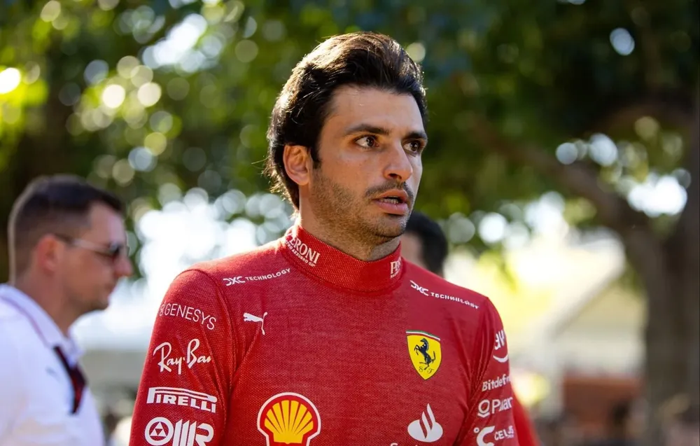 Sainz regresa en buen nivel.