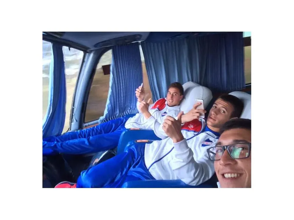 Alfonso Espino publicó en Twitter una foto del viaje junto a José Aja y Leandro Barcia