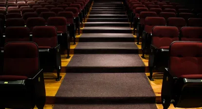 Pese al cierre y la falta de público, las salas continúan pagando gastos fijos y de mantenimiento.