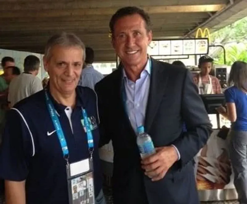 Javier Castrilli y el exfutbolista Jorge Valdano