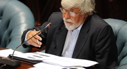 Eduardo Bonomi en el Parlamento