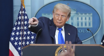 El Senado da luz verde a recortes de Trump por U$S 9.000 millones: el impacto en los medios públicos y la ayuda exterior