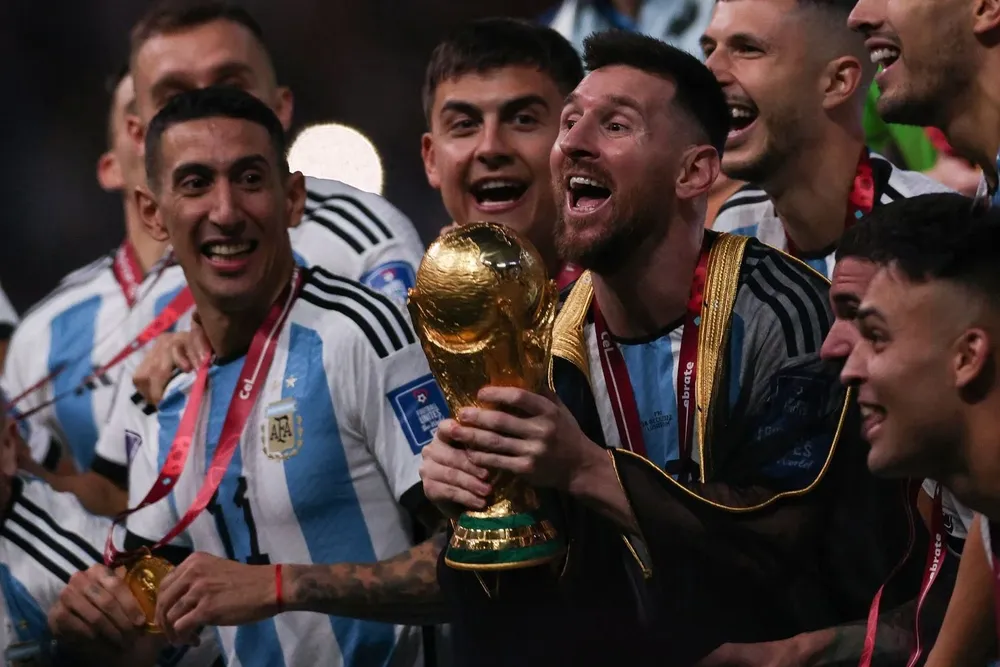 Messi con la Copa del Mundo