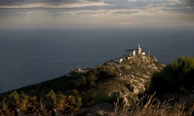 Faro de Finesterre, en Galicia, España.