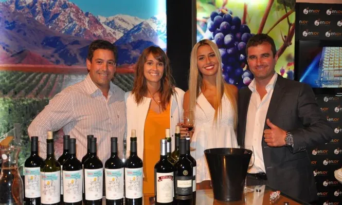 Gabriel Guerra, Camila Hüne, Virginia Castellano y Juan Eduardo Parker