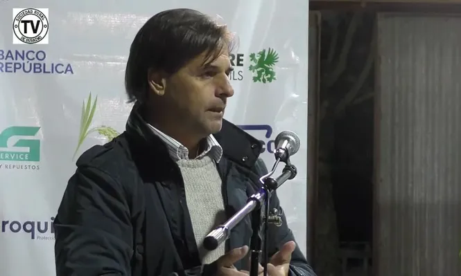 Lacalle Pou durante su discurso en el Congreso de la Federación Rural