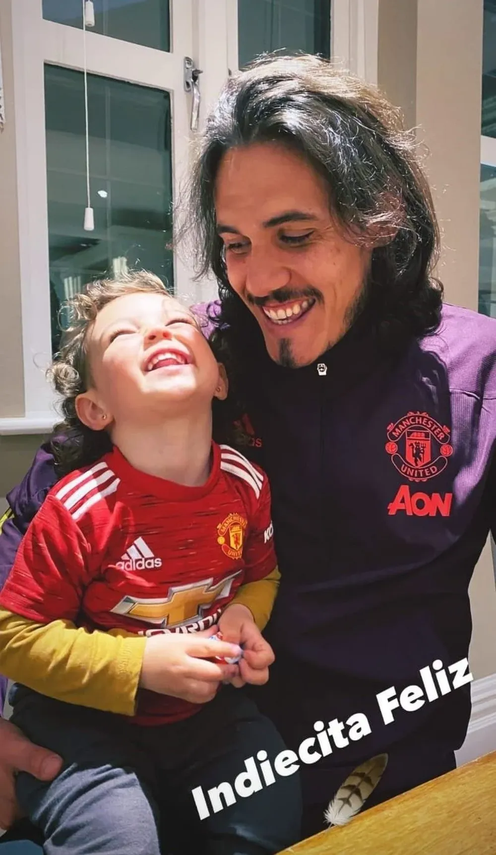 Cavani e India tras su gran partido ante Roma