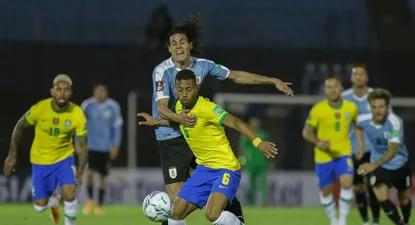 Edinson Cavani y Renán Lodi