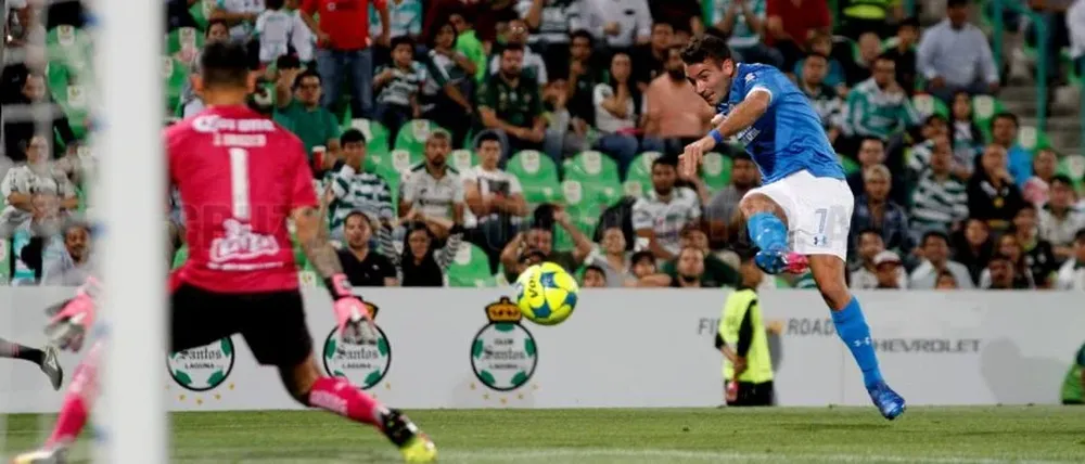 Cauteruccio la rompió ante Santos