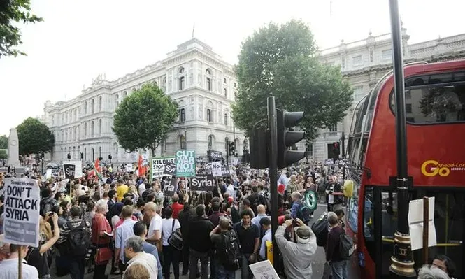 La manifestación convocó aproximadamente mil personas