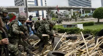 Toque de queda en Bangkok