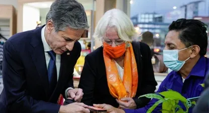 Blinken arrancó su viaje en Ecuador