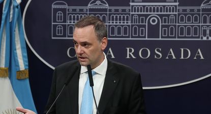 Manuel Adorni portavoz presidencial de Argentina.