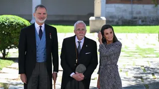 Felipe VI, Luis Mateo Díez y la reina Letizia