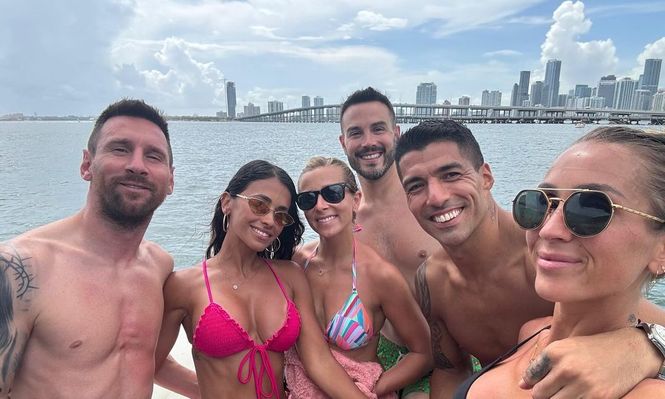 Lionel Messi junto a su esposa, con Luis Suárez y la suya en unas mini vacaciones en MIami