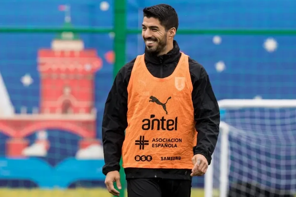 Luis Suárez durante un entrenamiento en Rusia