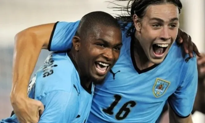 Coates y el Morro cuando jugaban juntos en la selección uruguaya