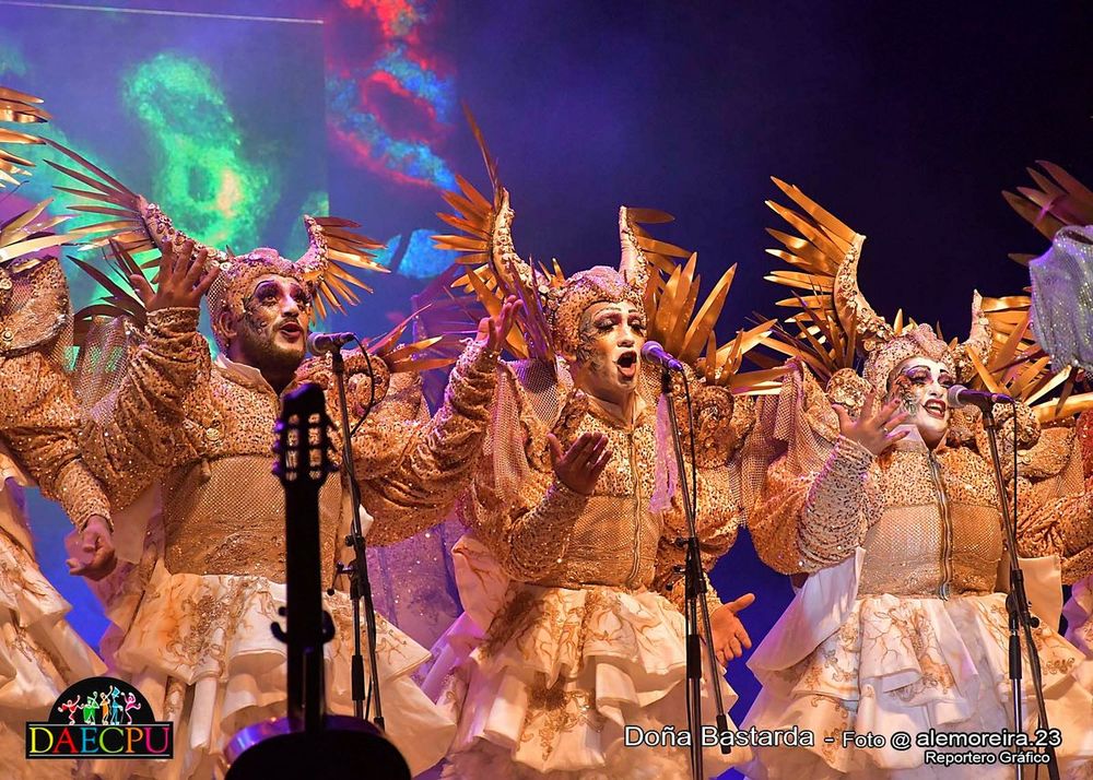 Noche de Fallos: en murgas festejó Doña Bastarda.
