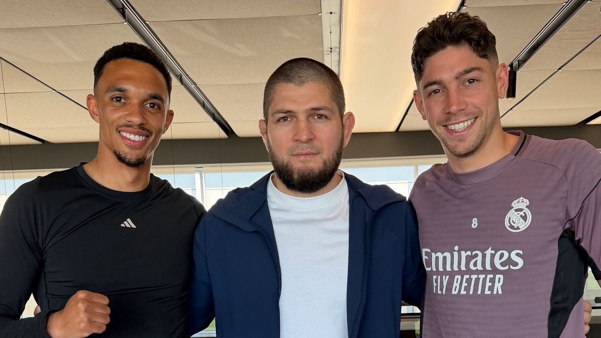 El encuentro de Federico Valverde con Khabib Nurmagomedov, leyenda de las artes marciales mixtas que visitó a Real Madrid