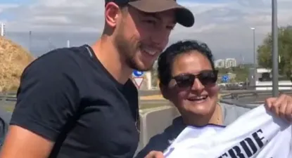 Federico Valverde le regaló una camiseta muy especial a una aficionada mexicana