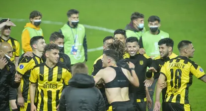Peñarol se apronta para jugar este domingo ante Sud América y si lo vence, superará a Nacional en la tabla