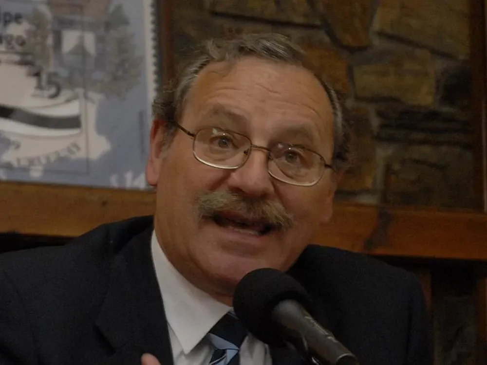 Ministro de Educación y Cultura, Ricardo Ehrlich