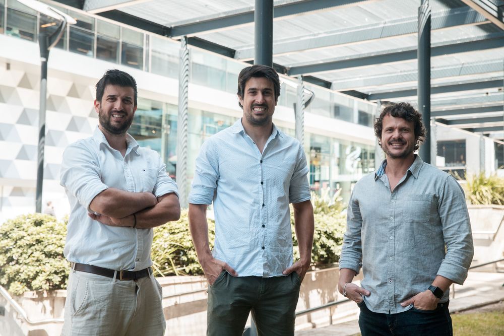 Martín Becerra, Juan Becerra y Marcelo Tracogna.