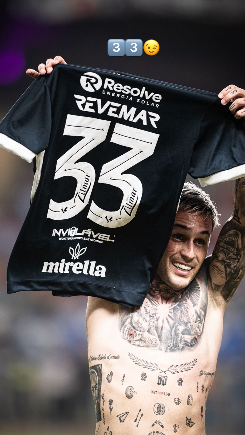 Festejo del uruguayo Diego Hernández en Brasil 