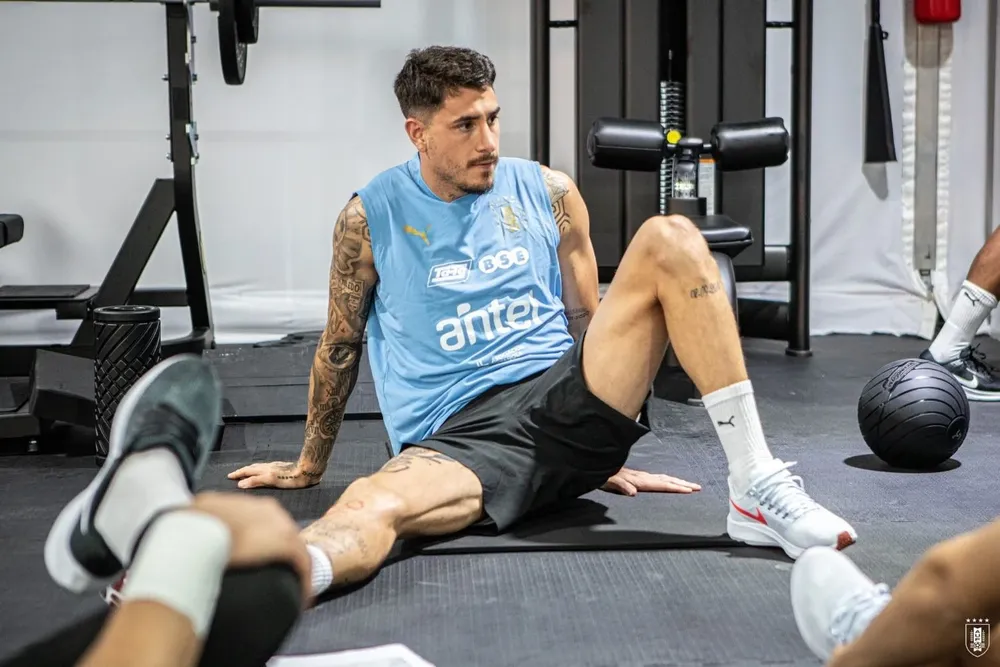 Josema Giménez en su primer entrenamiento con la selección este lunes 14 de noviembre en Abu Dabi