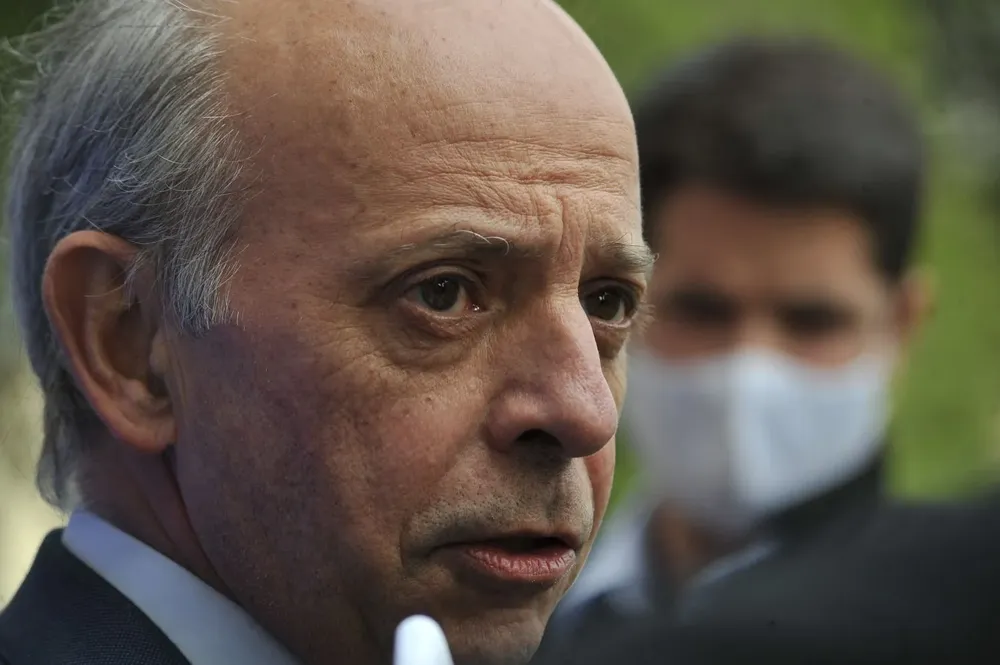 El ministro de Defensa, Javier García, le respondió a la senadora Silvia Nane