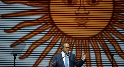 Scioli prepara un doble comando Bein- Batakis para la economía