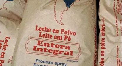 Leche en polvo entera a la baja