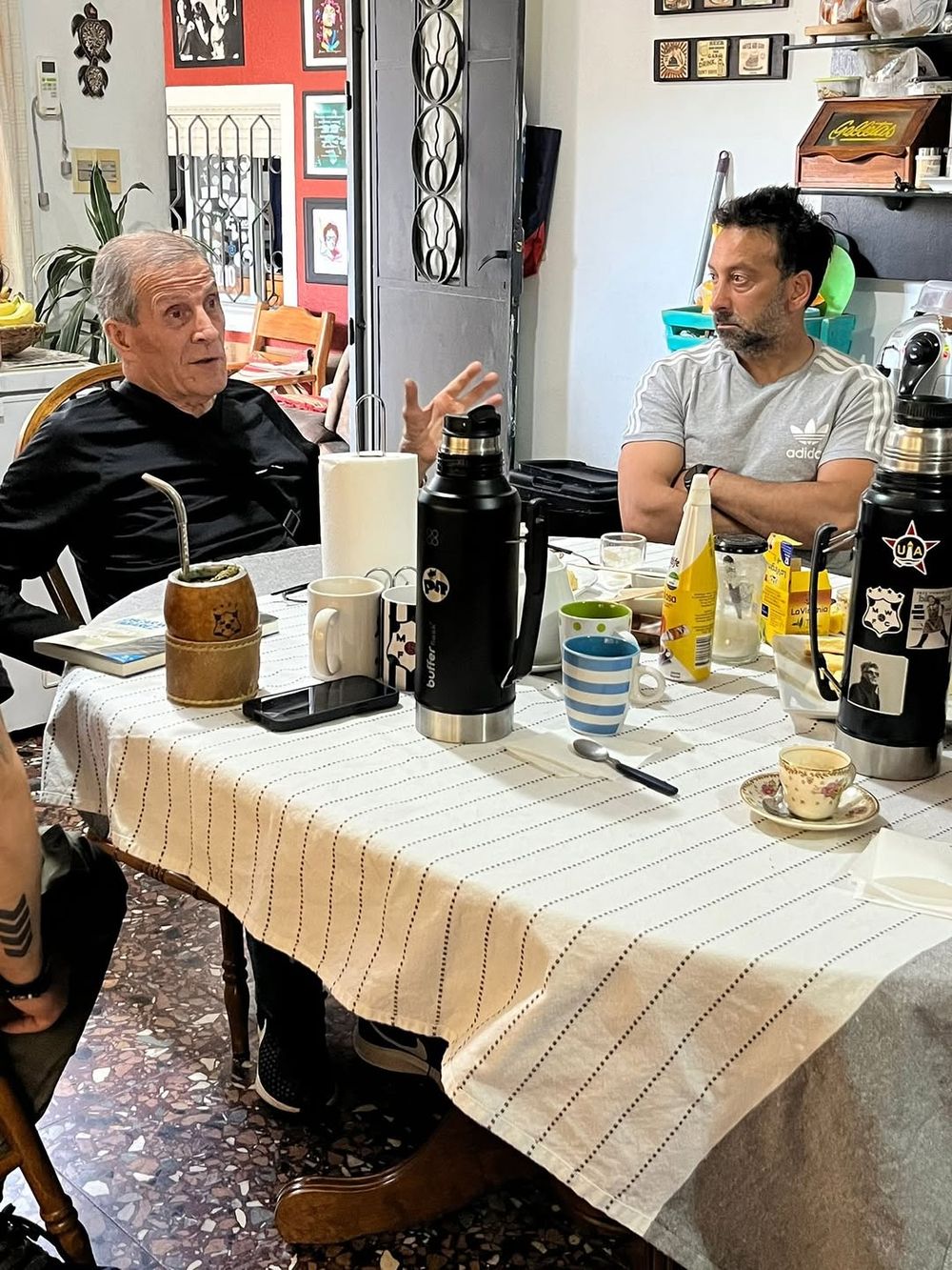 La charla del Maestro Óscar Washington Tabárez y Sergio Blanco La charla del Maestro Óscar Washington Tabárez y Sergio Blanco