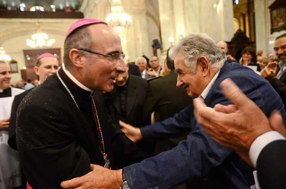 El arzobispo Sturla con el presidente Mujica
