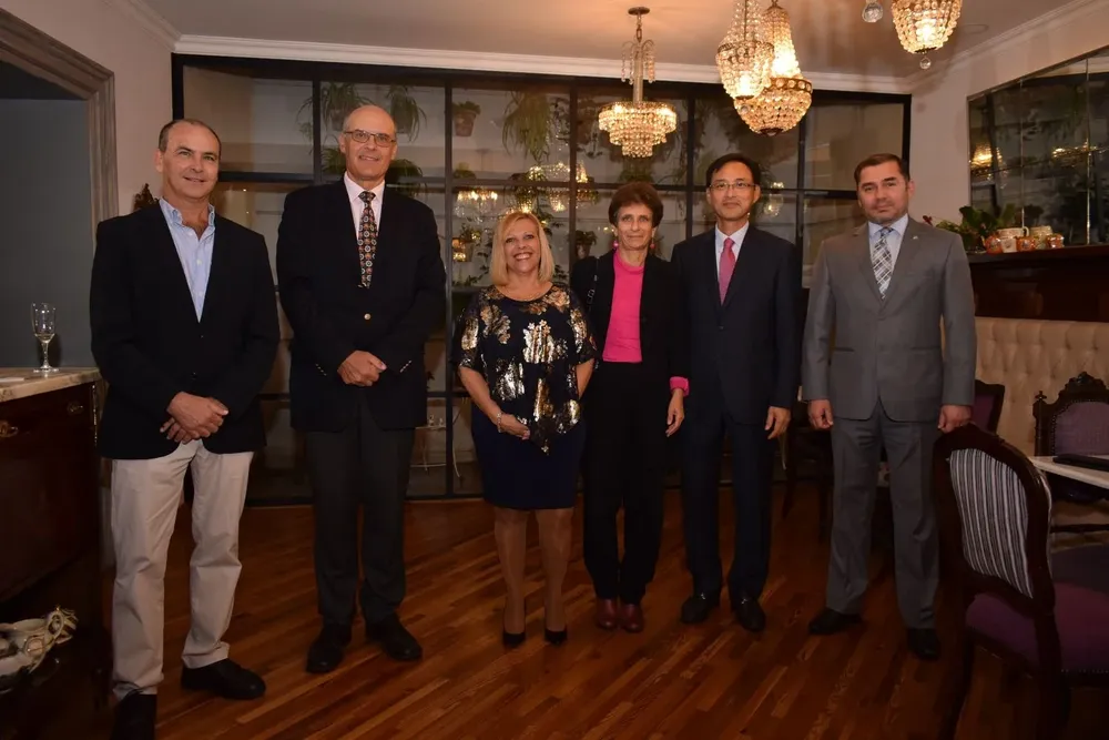 Diego Stewart, Martin Strub, Ana Rey, Galit Ronen, Sungyoun Hwang y Miguel Angel Cabrera