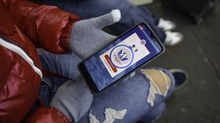 El gobierno de Trump lanzó CBP Home, una curiosa app para la autodeportación de migrantes