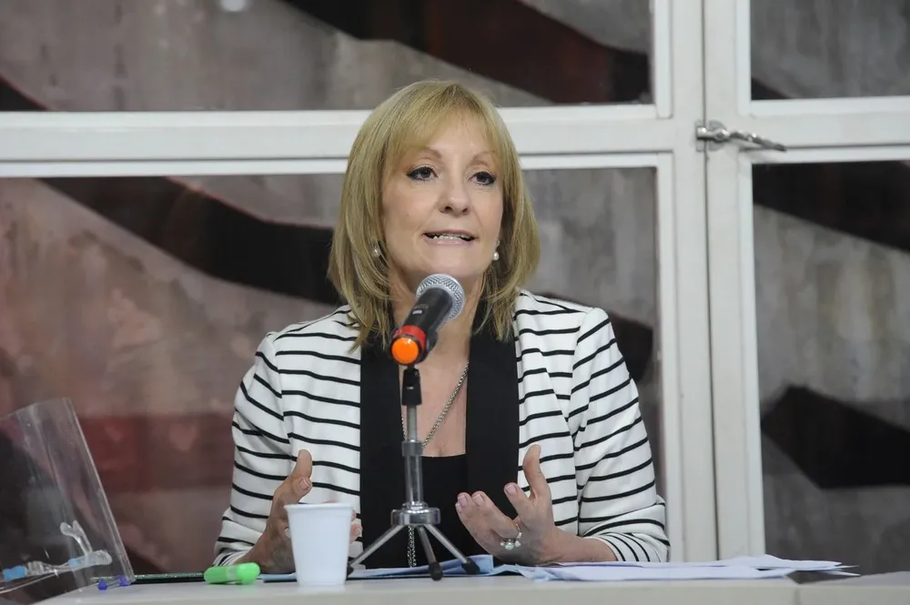 Cosse será interpelada por la oposición que la cuestiona por usar la intendencia como plataforma política