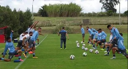 Un jugador de San Eugenio de Artigas en la Sub 20