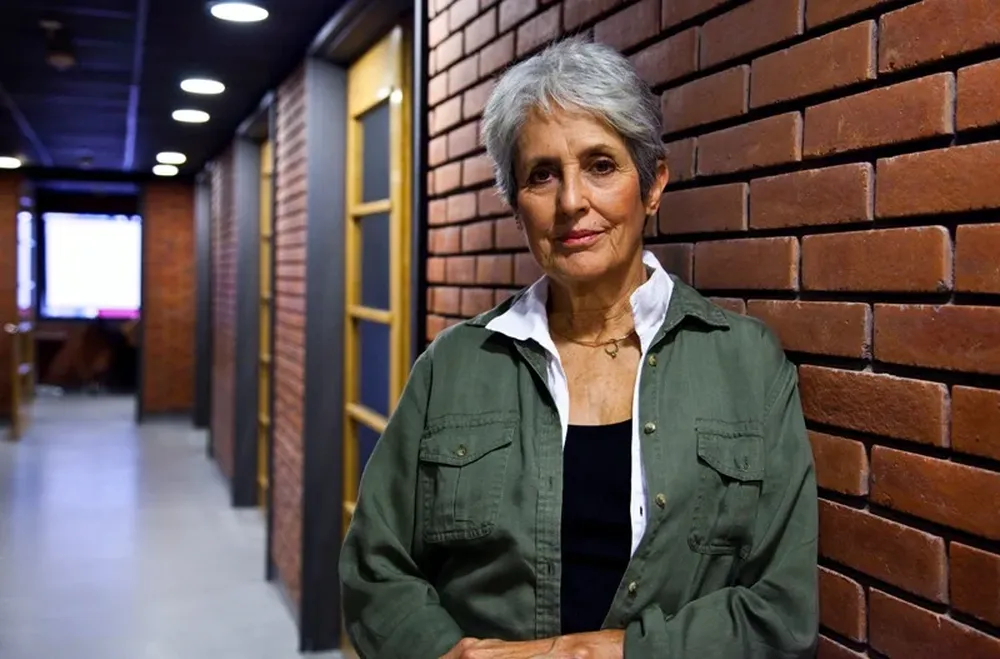 Baez en el Auditorio del Sodre, horas antes del concierto del martes 11.