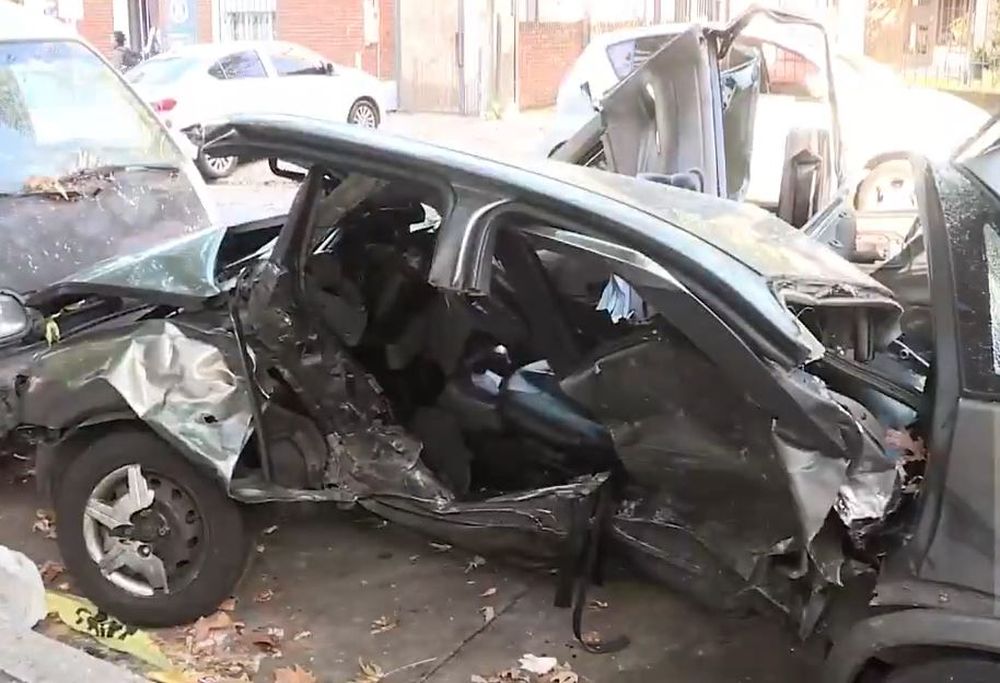 Así quedó el auto en el que viajaba la pareja que falleció en Buceo