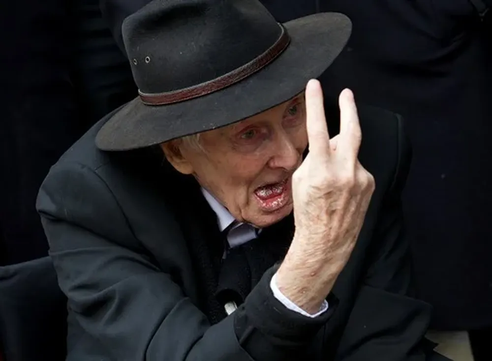 Ronnie Biggs en marzo de 2013, en el funeral de uno de sus colegas del Gran Robo de 1963
