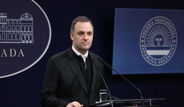 El Gobierno intenta mantener la calma en medio de la tempestad