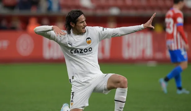 Cavani quiere volver al gol con Valencia