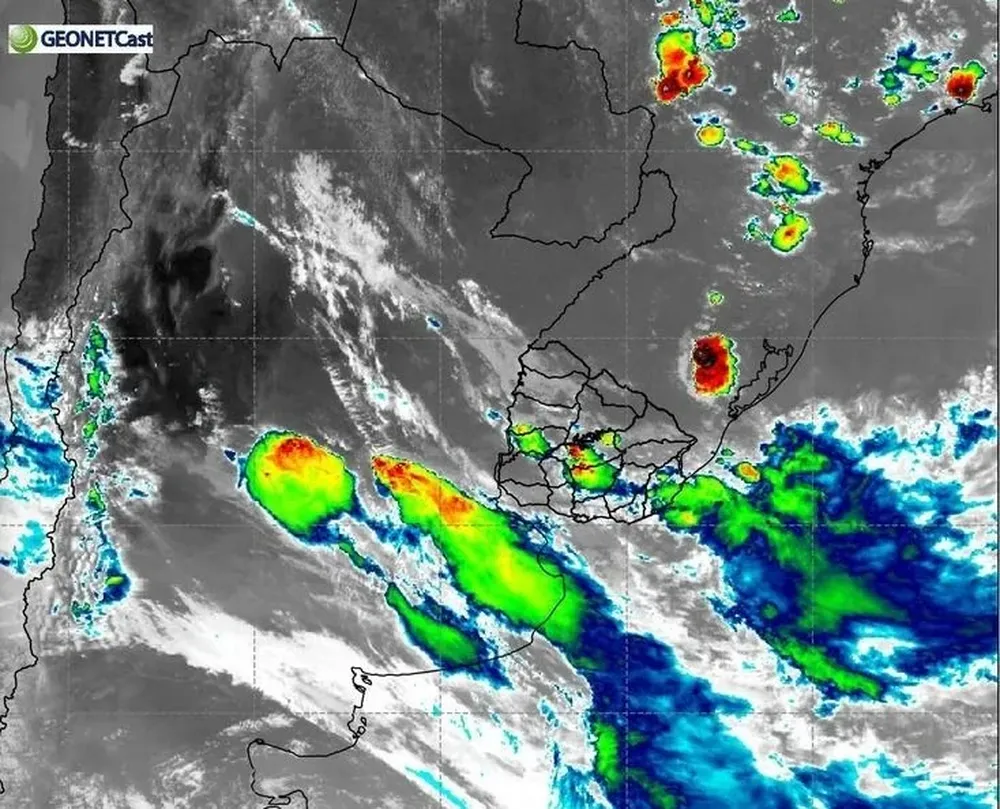 El mapa satelital de Inumet en la tarde de este miércoles 20 de marzo de 2024