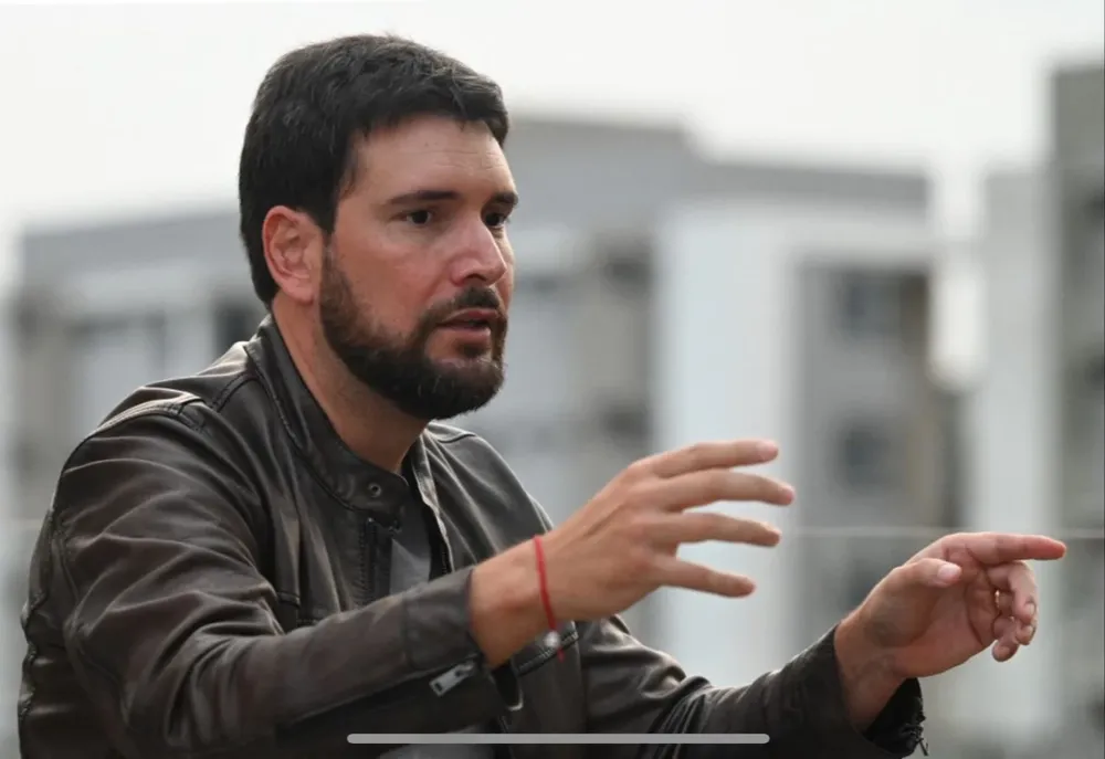 Jan Topic aspira a ganar en agosto las elecciones anticipadas para terminar el actual período presidencial de Guillermo Lasso