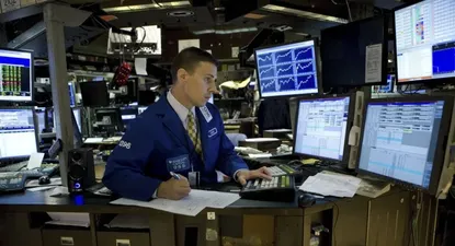 Bolsas cerraron el año con la sensación de que pudo ser peor