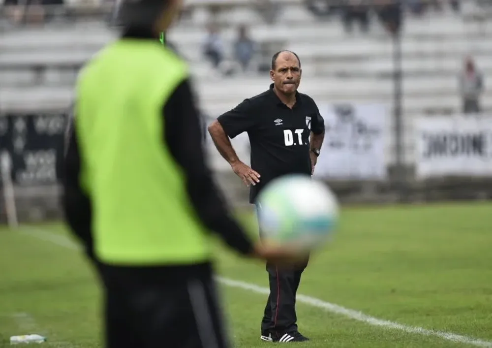 Gastón Machado, en el Apertura, lleva un triunfo y cuatro empates.