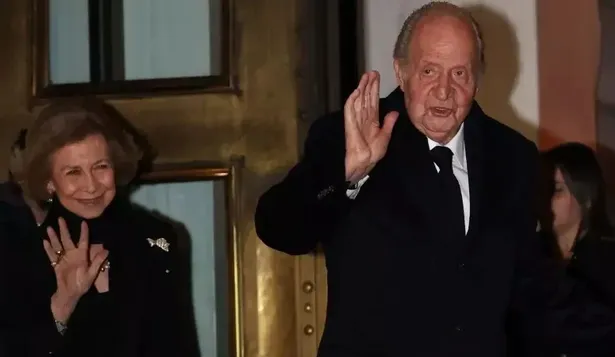 Los reyes Juan Carlos y Sofía asistirán a la boda de Almeida.
