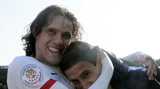 Cavani celebra con Di María el título conseguido con PSG